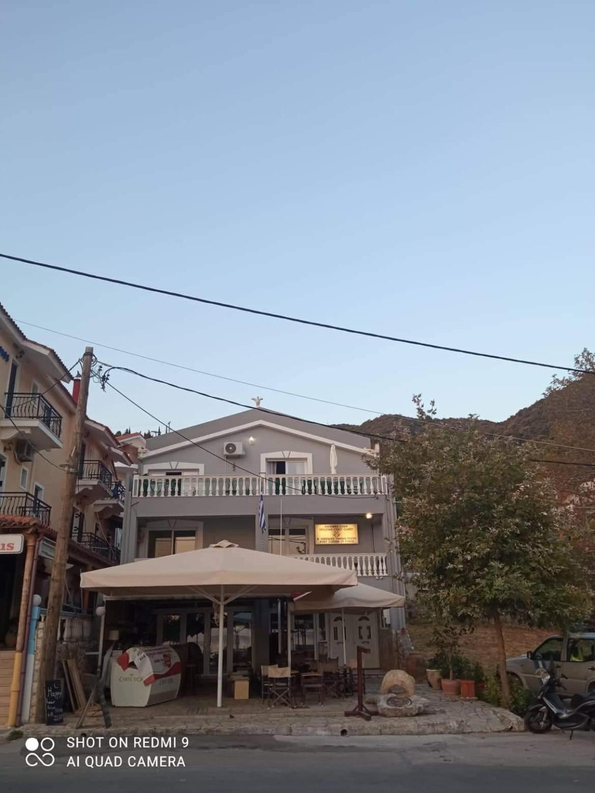 Vasilis Travlos Apartment Poros  Dış mekan fotoğraf